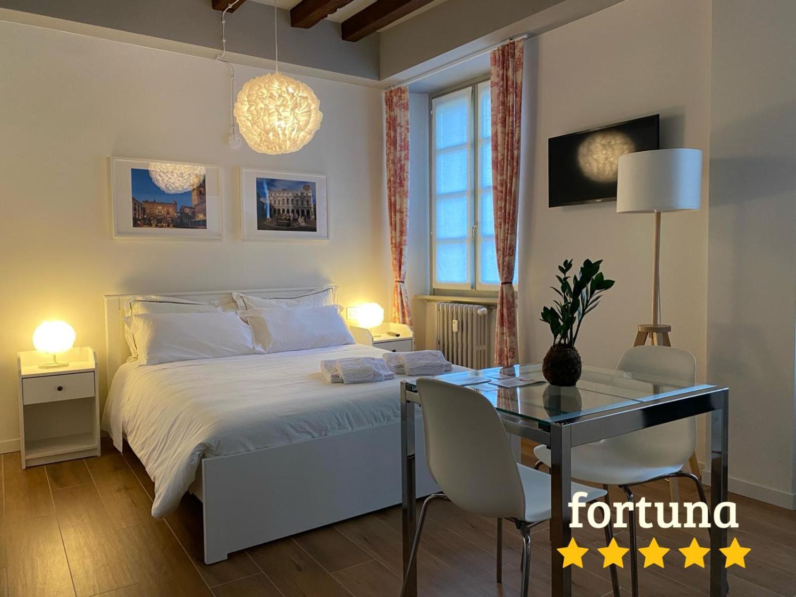 Wish Rooms Charme&Relax Bergamo Buitenkant foto