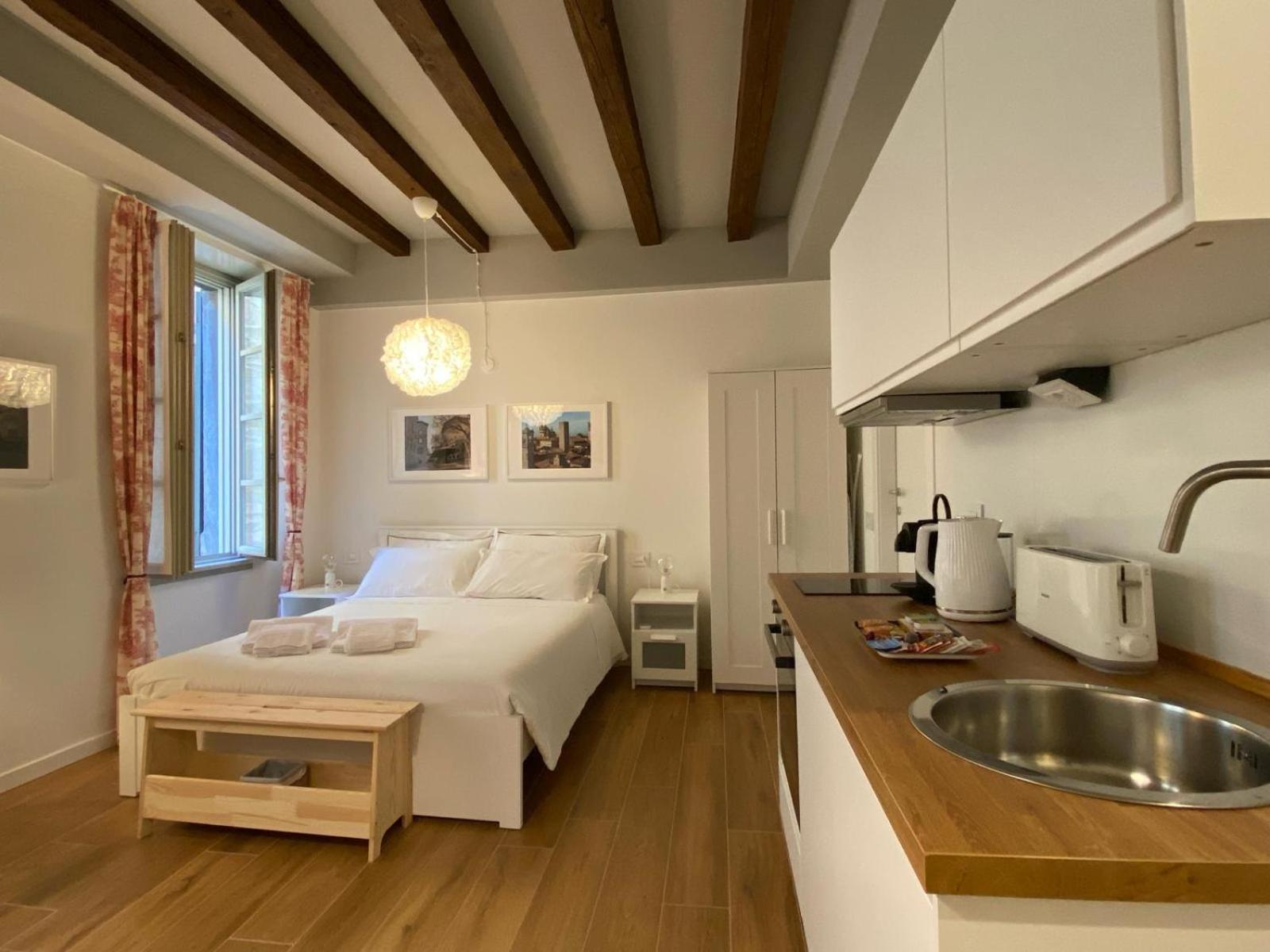 Wish Rooms Charme&Relax Bergamo Buitenkant foto